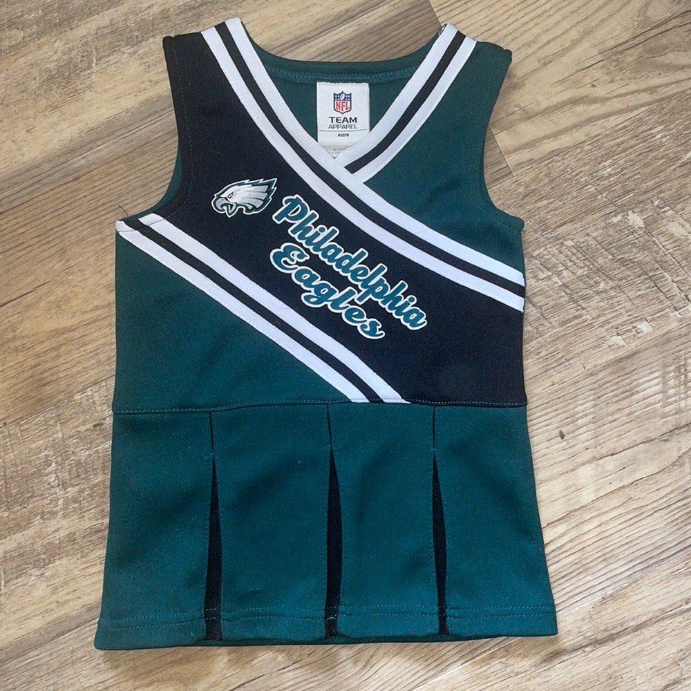 Philadelphia Eagles cheerleader outfit- 2T